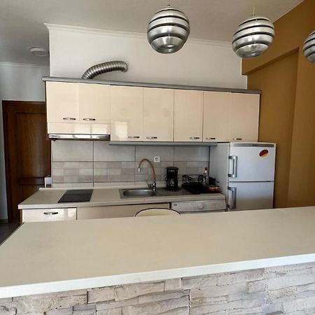 Gouris Appartements Nea Kallikrateia エクステリア 写真