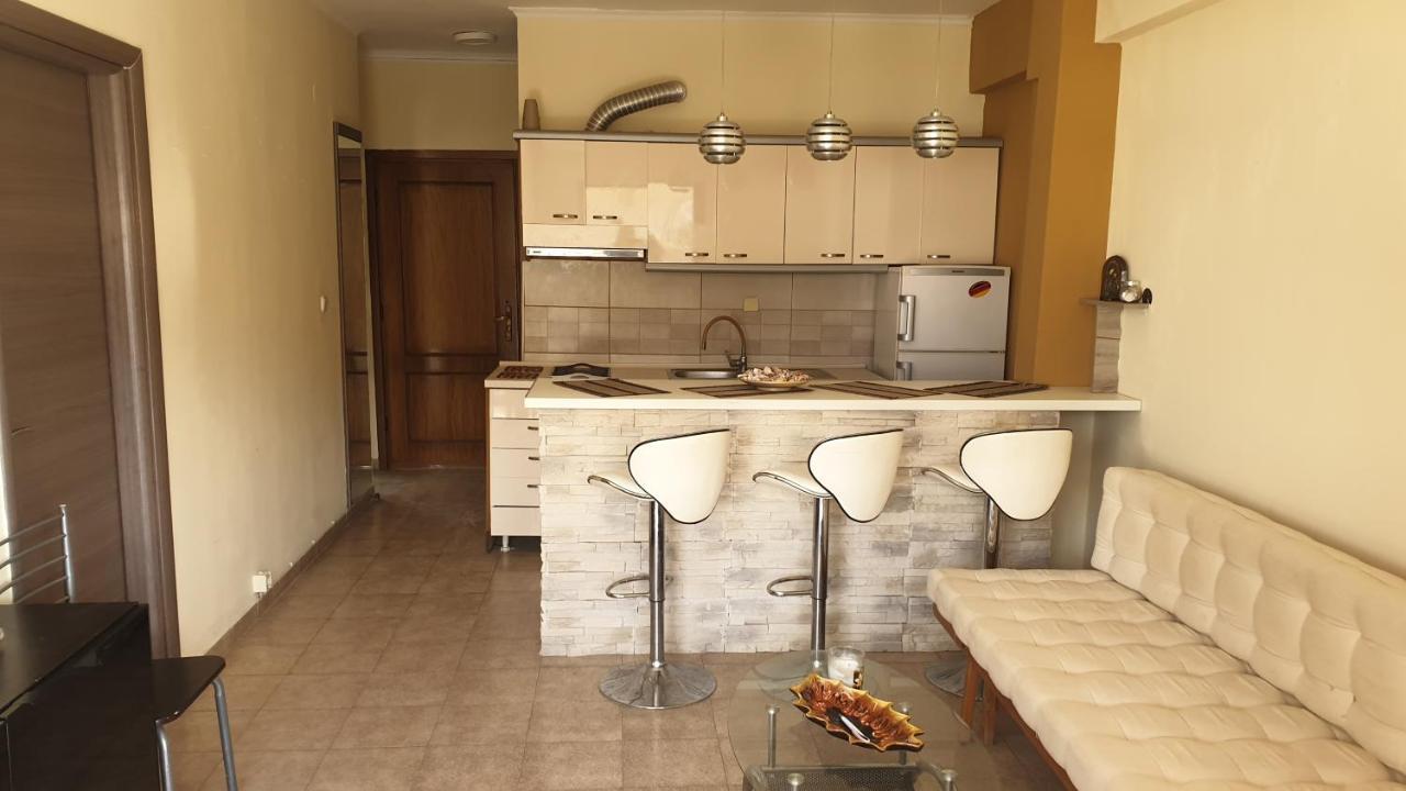 Gouris Appartements Nea Kallikrateia エクステリア 写真