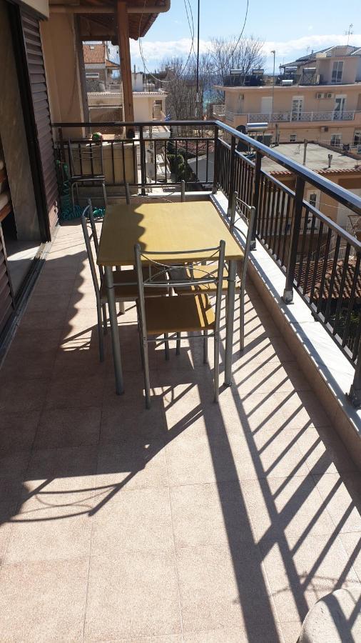 Gouris Appartements Nea Kallikrateia エクステリア 写真