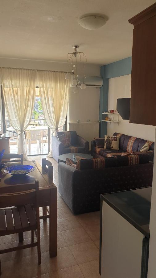 Gouris Appartements Nea Kallikrateia エクステリア 写真